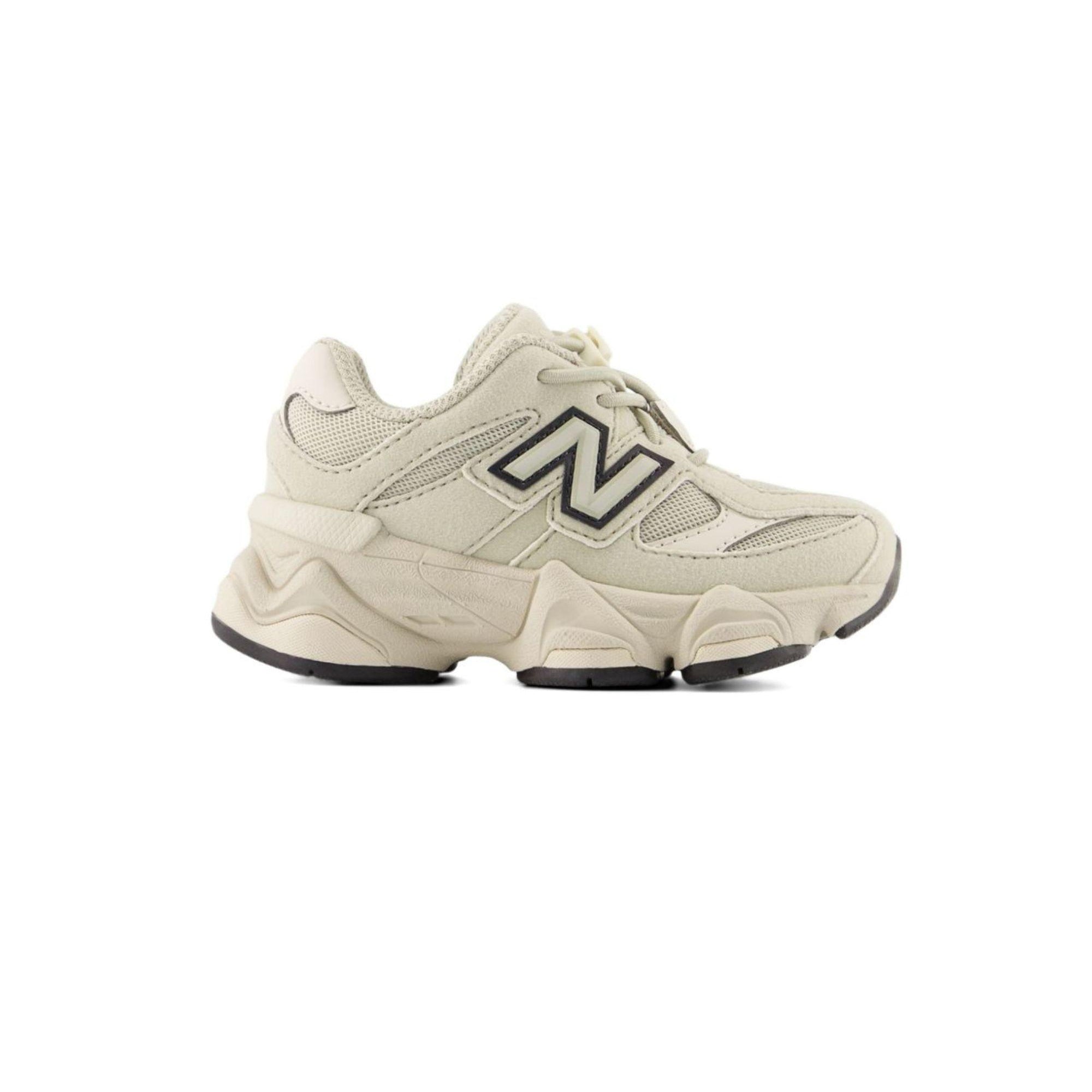 Sneakers 9060 per bambini New Balance Kids bianche con applicazione logo sui lati P9060 445 NEW BALANCE KIDS