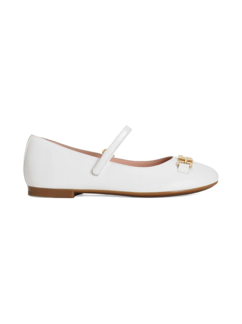Ballerine per bambina Dolce & Gabbana Kids bianche con placca logo dorata D11382 AB793 80001 DOLCE & GABBANA KIDS