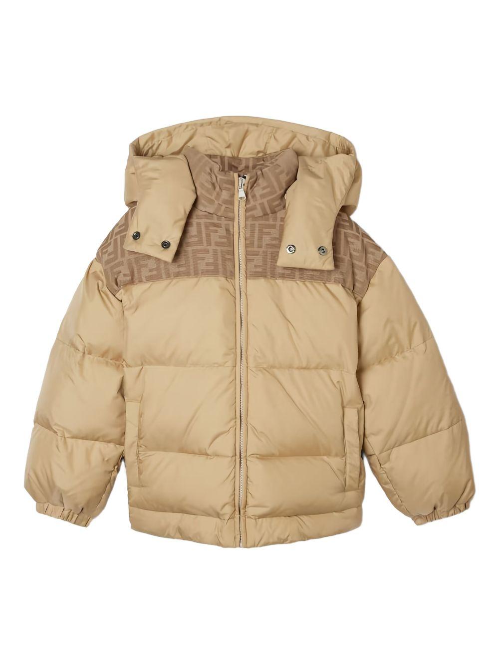 Giubbino per bambino Fendi Kids beige con logo FF sulle spalle JUA257 AS56 F0QU5 FENDI KIDS