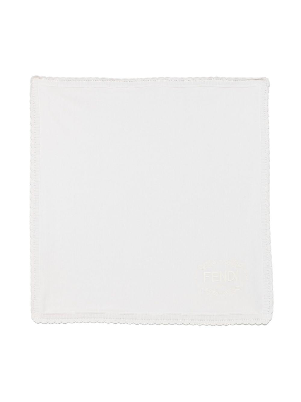 Coperta per neonati Fendi Kids bianca con design lavorato a maglia BUJ298 ATRM F0TU9 FENDI KIDS