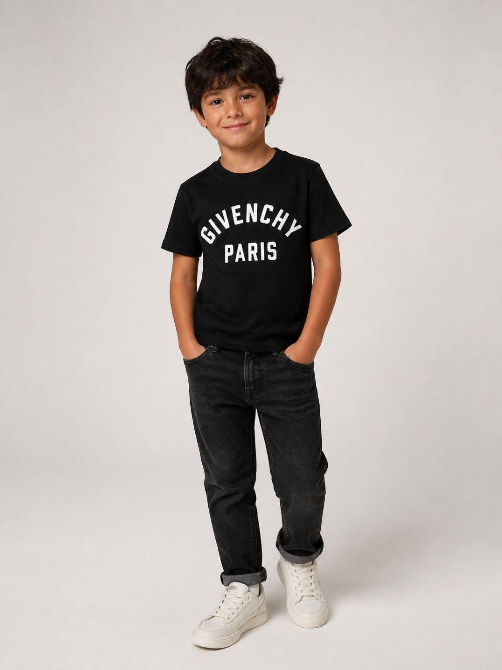 T-shirt per bambini Givenchy Kids nera con stampa logo sul davanti H31345 09B GIVENCHY KIDS