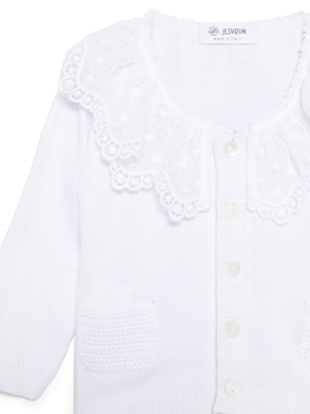 Cardigan per neonata JESURUM BABY Clara bianco con colletto in pizzo CLARA VAR.62 JESURUM