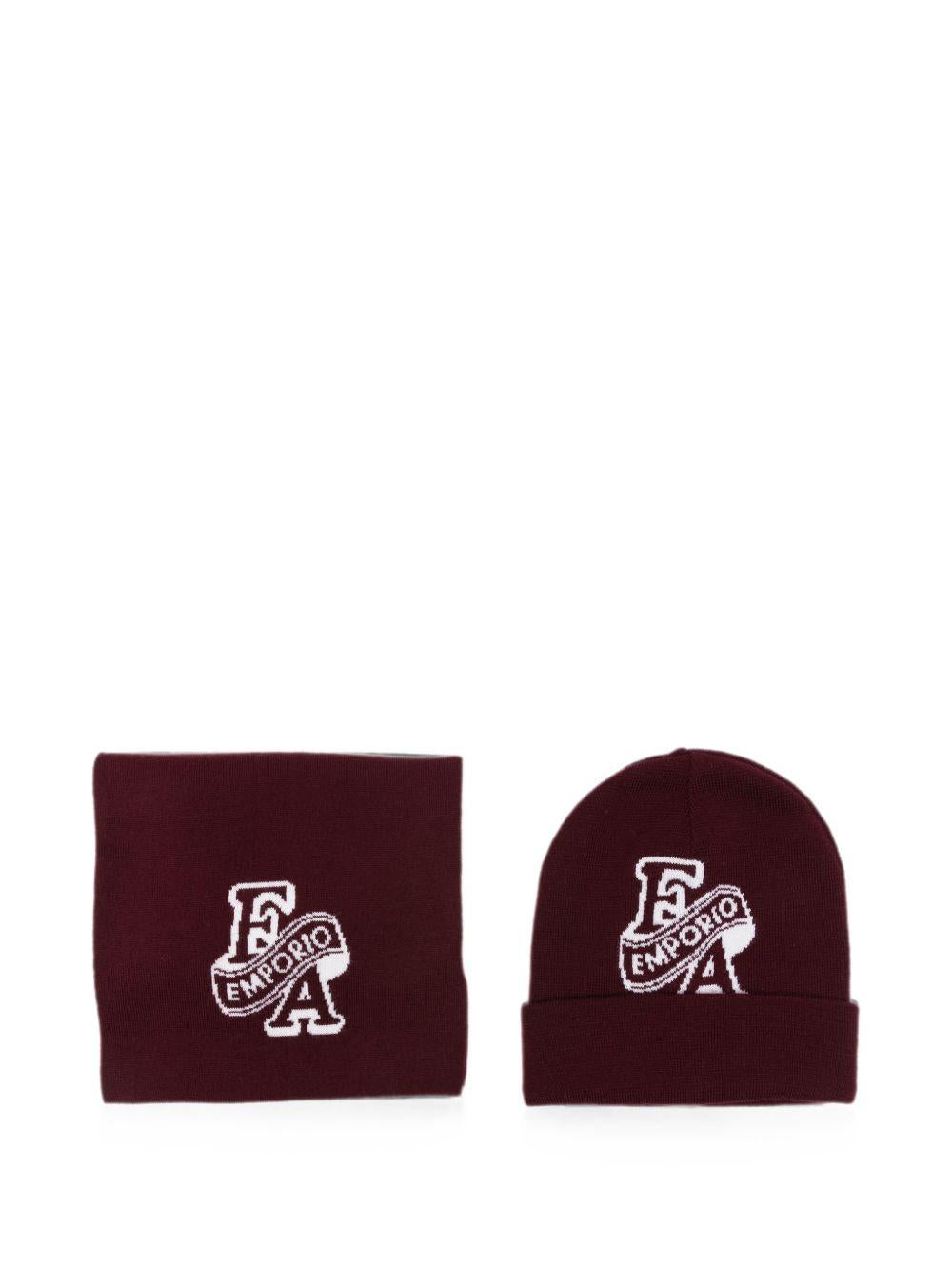 Sciarpa e berretto per bambino Emporio Armani Kids bordeaux con logo in maglia intarsiata EB001678 AF27314 UA343 EMPORIO ARMANI KIDS