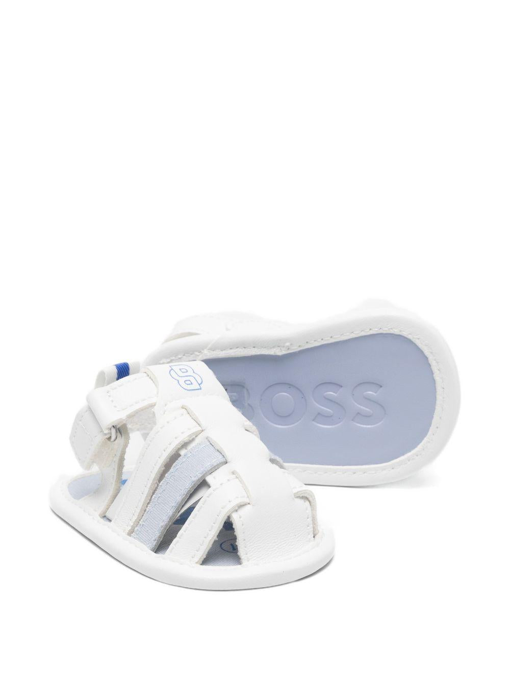 Sandali per neonato Boss Kids bianchi con stampa logo J52834 813 BOSS KIDS