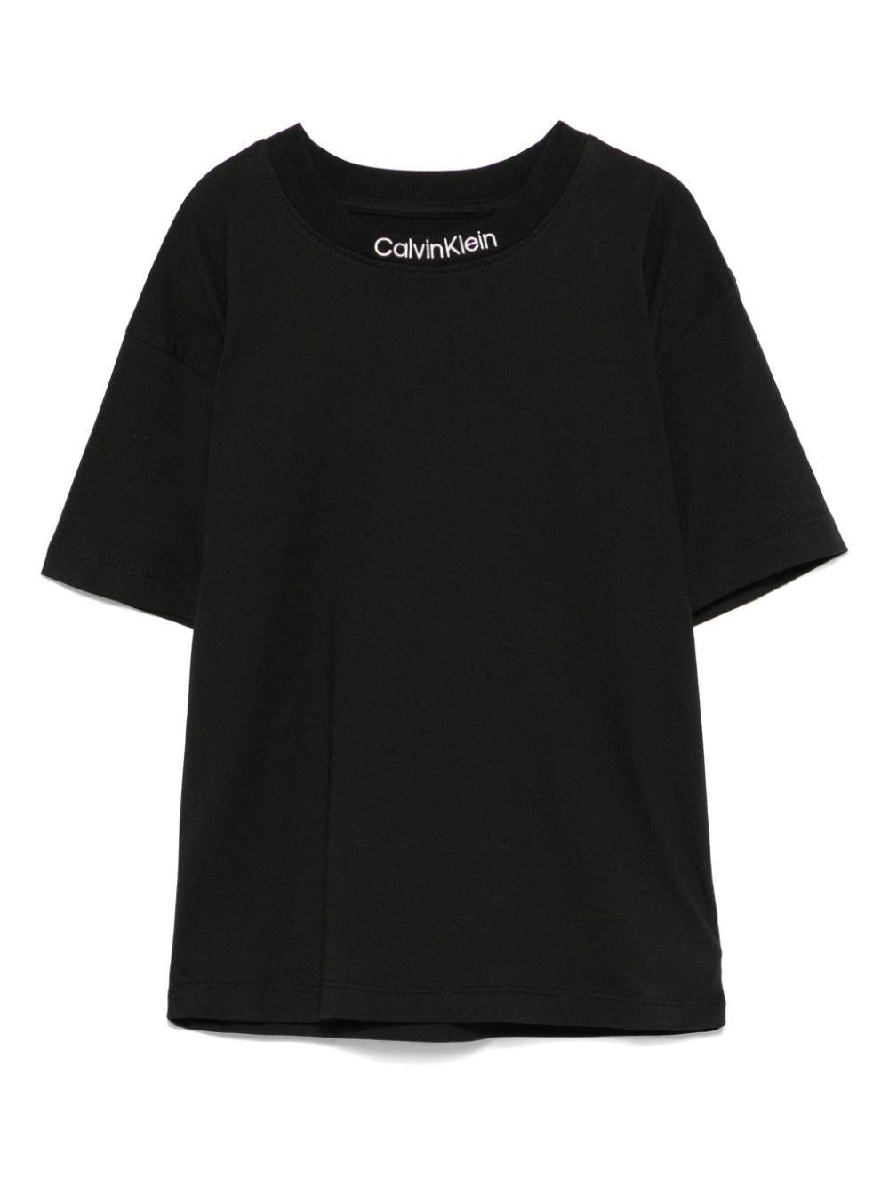T-shirt con ricamo per bambino Calvin Klein Kids nero con orlo dritto IB0IB02353 BEH CALVIN KLEIN KIDS