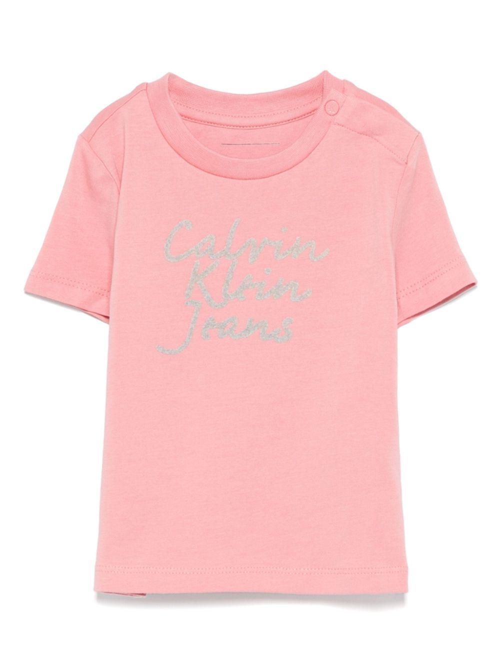 T-shirt con stampa per neonata Calvin Klein Kids rosa con orlo dritto IN0IN00261 VAZ CALVIN KLEIN KIDS
