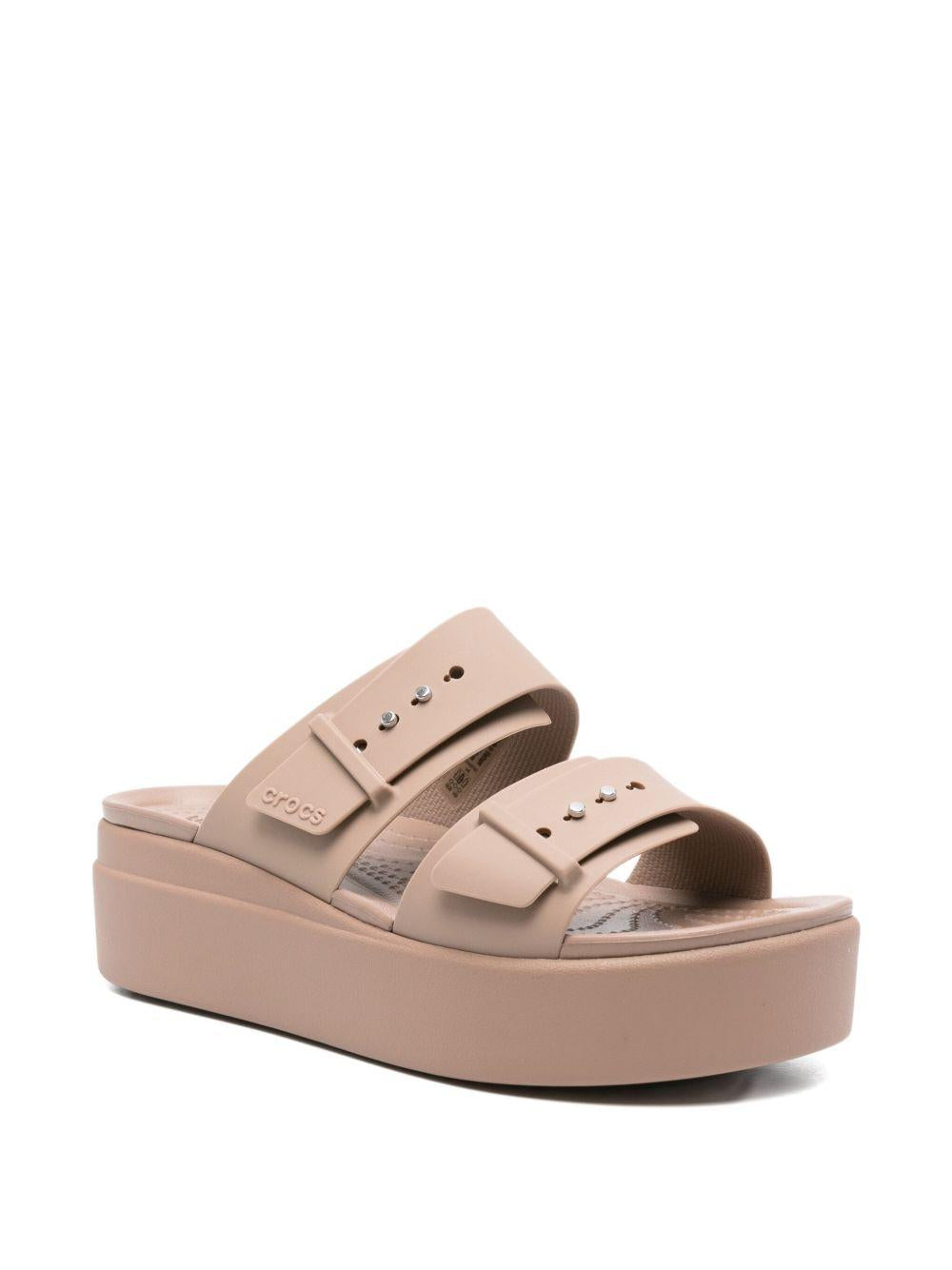 Sandali Brooklyn per donna Crocs beige con doppia fibbia 207431 LATT CROCS KIDS