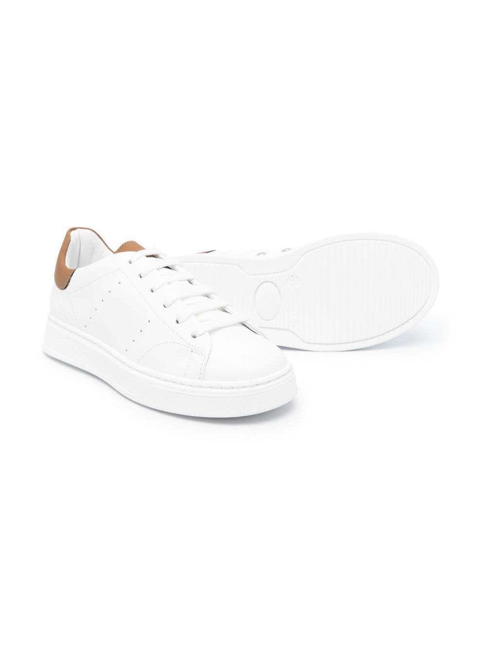 Sneakers per bambino Colorichiari bianco con decorazione con tallone a contrasto MJ9576824498 1028 COLORICHIARI
