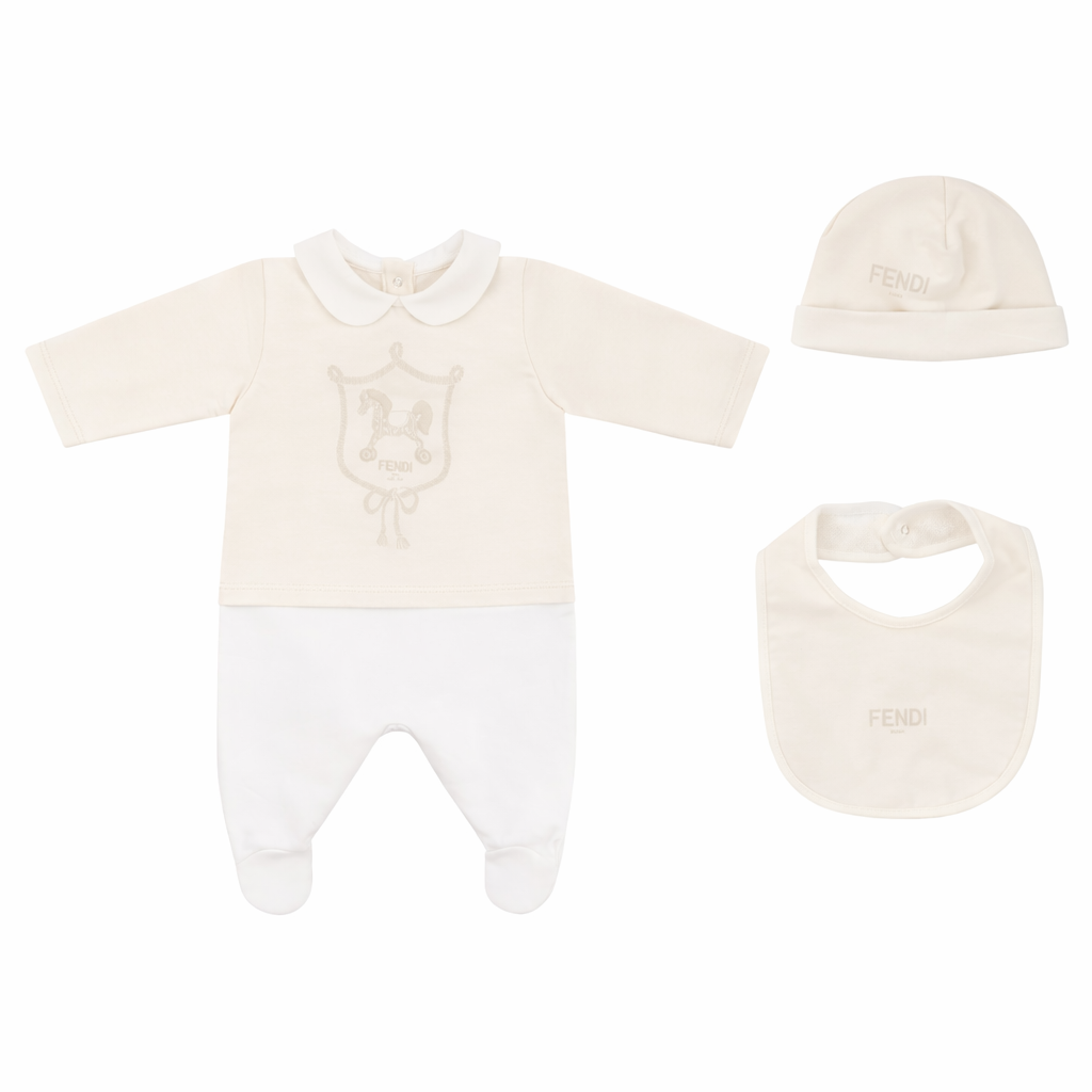 Set tre pezzi per neonati Fendi Kids beige con stampa Cavallino Fendi BUK160 8RA F19J5 FENDI KIDS