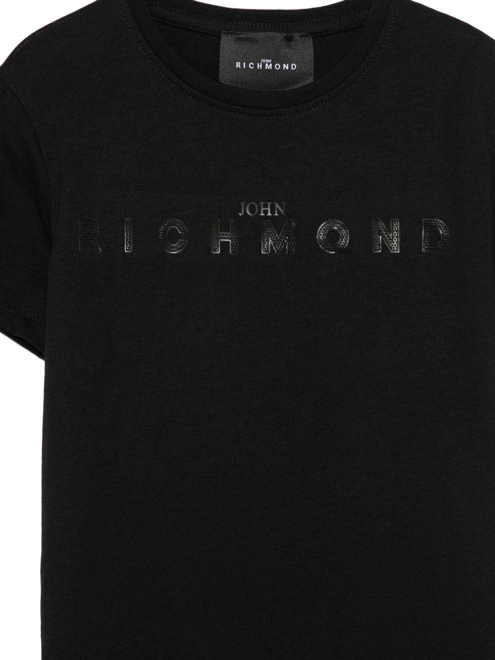 T-shirt per bambini John Richmond Junior nera con logo sul davanti RGP26017TS BLACK JOHN RICHMOND KIDS