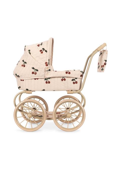 Passeggino per bambole per bambina Konges Slojd beige con dettagli ciliegie KS105663 MON CHERI SEQUIN KONGES SLOJD