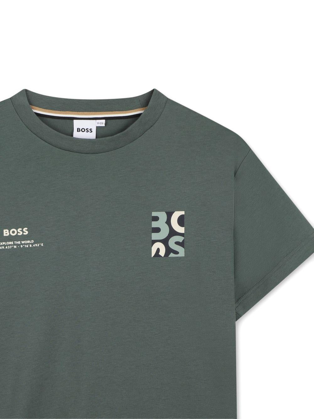 T-shirt per bambino Boss Kidswear verde con logo sul petto J52974 68C BOSS KIDS