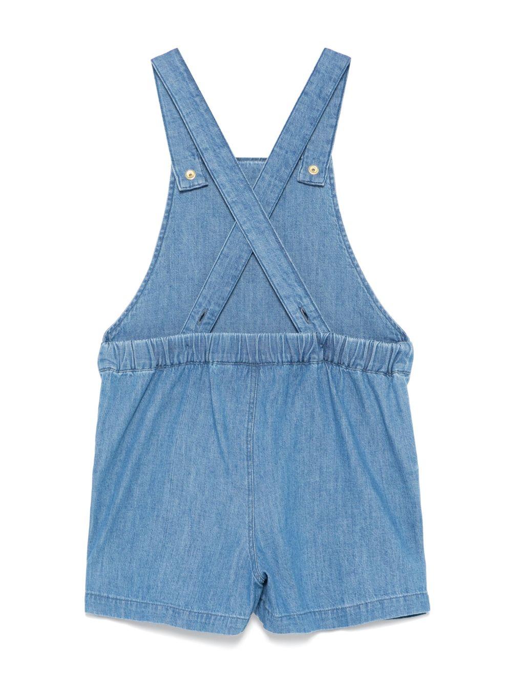 Tuta corta per bambina in denim con ricamo e due tasche diagonali laterali 2523014160 BLUE MINI RODINI
