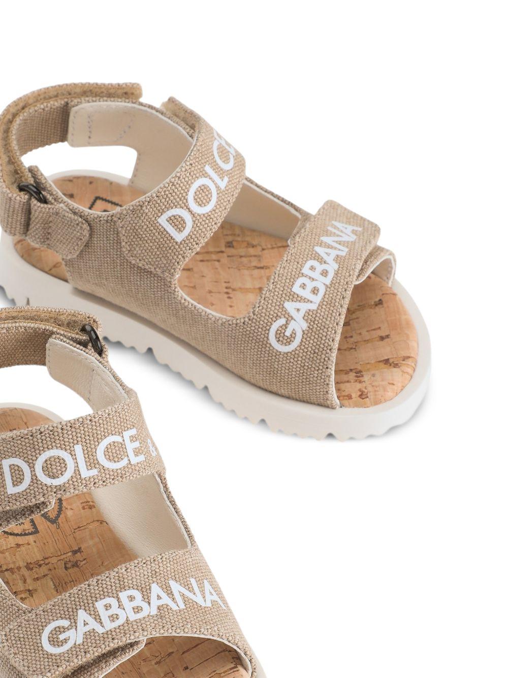 Sandali per bambini Dolce & Gabbana Kids beige con dettaglio logo DL0092 AW520 8H065 DOLCE & GABBANA KIDS