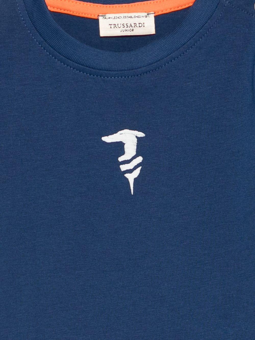 T-shirt per neonato Trussardi Junior blu con logo sul davanti TIP26048TS BLUE EST. TRUSSARDI KIDS