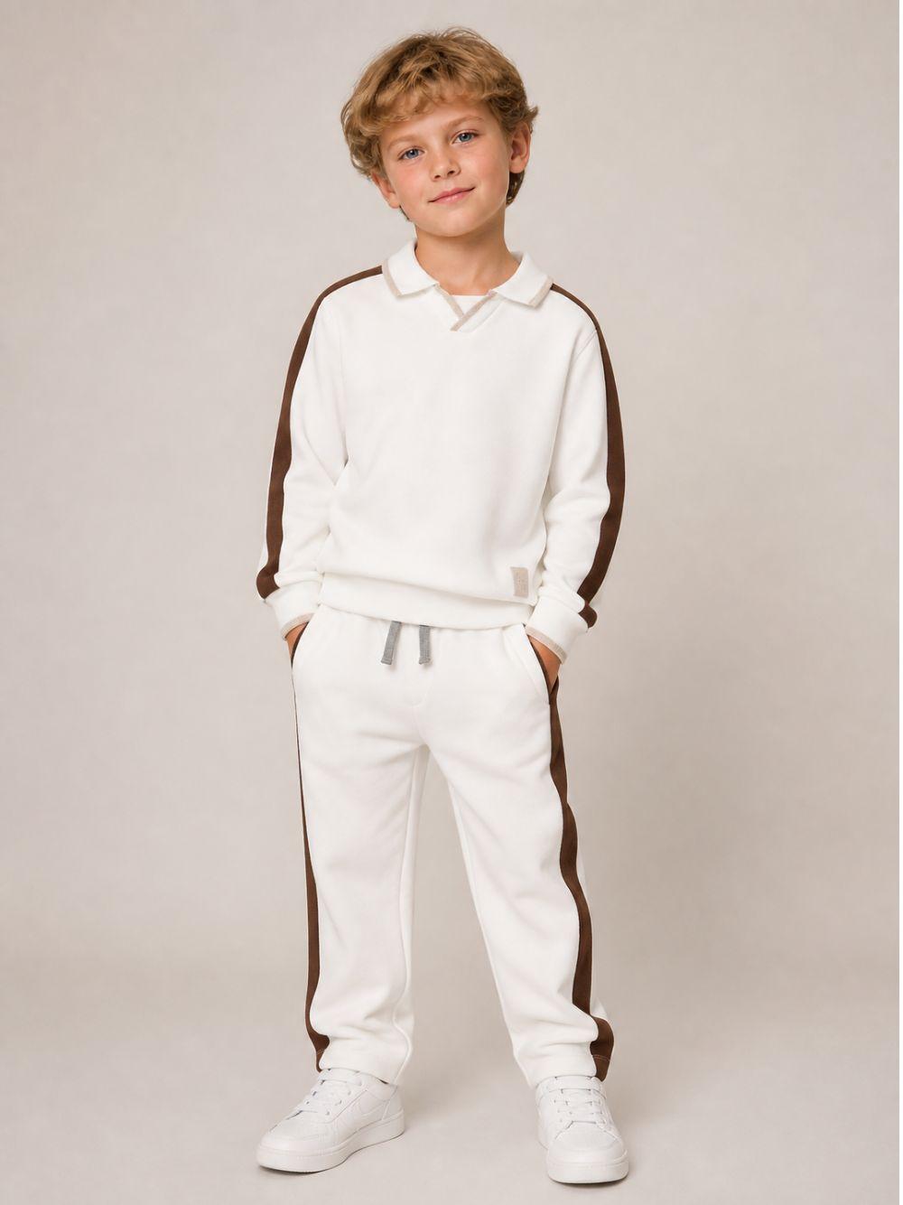 Pantaloni per bambino Eleventy Kids bianco con dettaglio righe sui lati EZ6I60 Z3999 101MA ELEVENTY KIDS