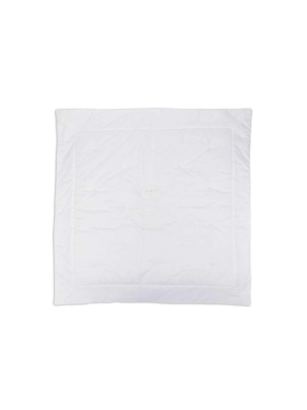 Coperta per bambini Givenchy Kids bianca con motivo orsacchiotto H31246 10P GIVENCHY KIDS