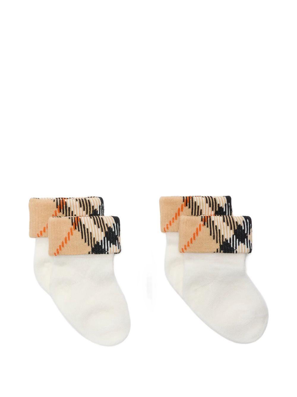 Set di due paia di calzini Burberry Kids bianchi con risvolto Check 8121864 A1464 BURBERRY KIDS