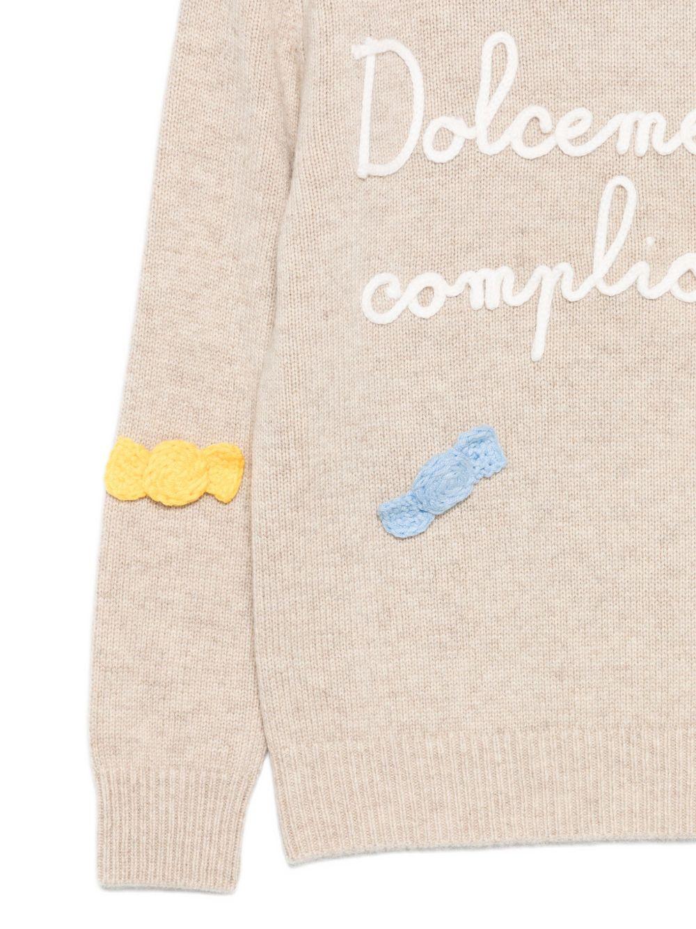 Maglione per bambina MC2 Saint Barth Kids beige con scritta ricamata sul davanti "Dolcemente complicata" PRC0001 00670I MC2 ST. BARTH KIDS