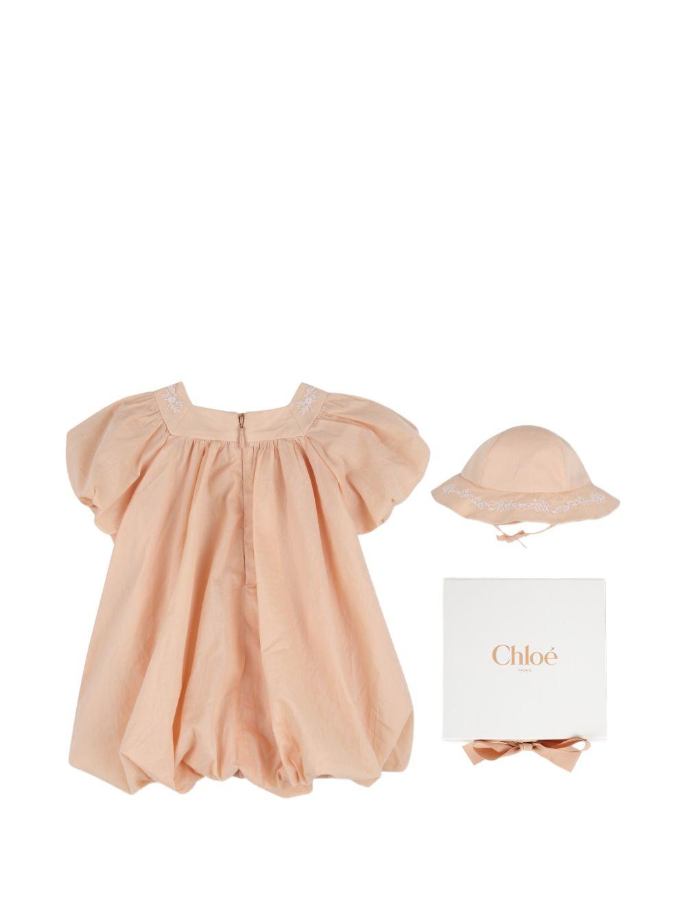 Set abito e cappellino per neonata Chloé Kids rosa con ricamo floreale C20920 43J CHLOE' KIDS