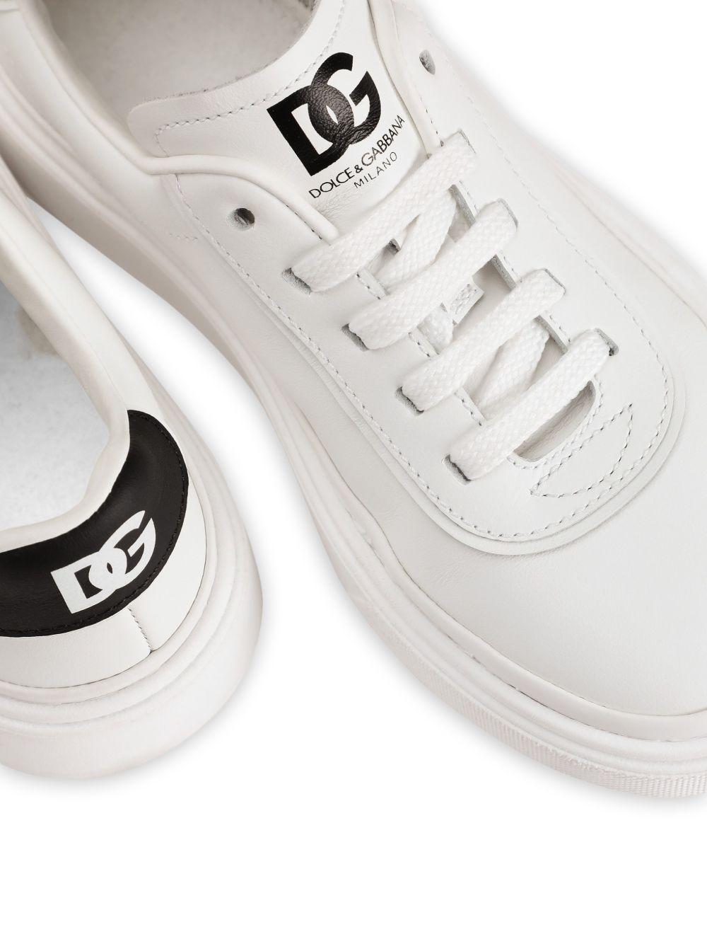 Sneakers per bambini Dolce & Gabbana Kids bianche con logo sul tallone D11378 AY874 89697 DOLCE & GABBANA KIDS