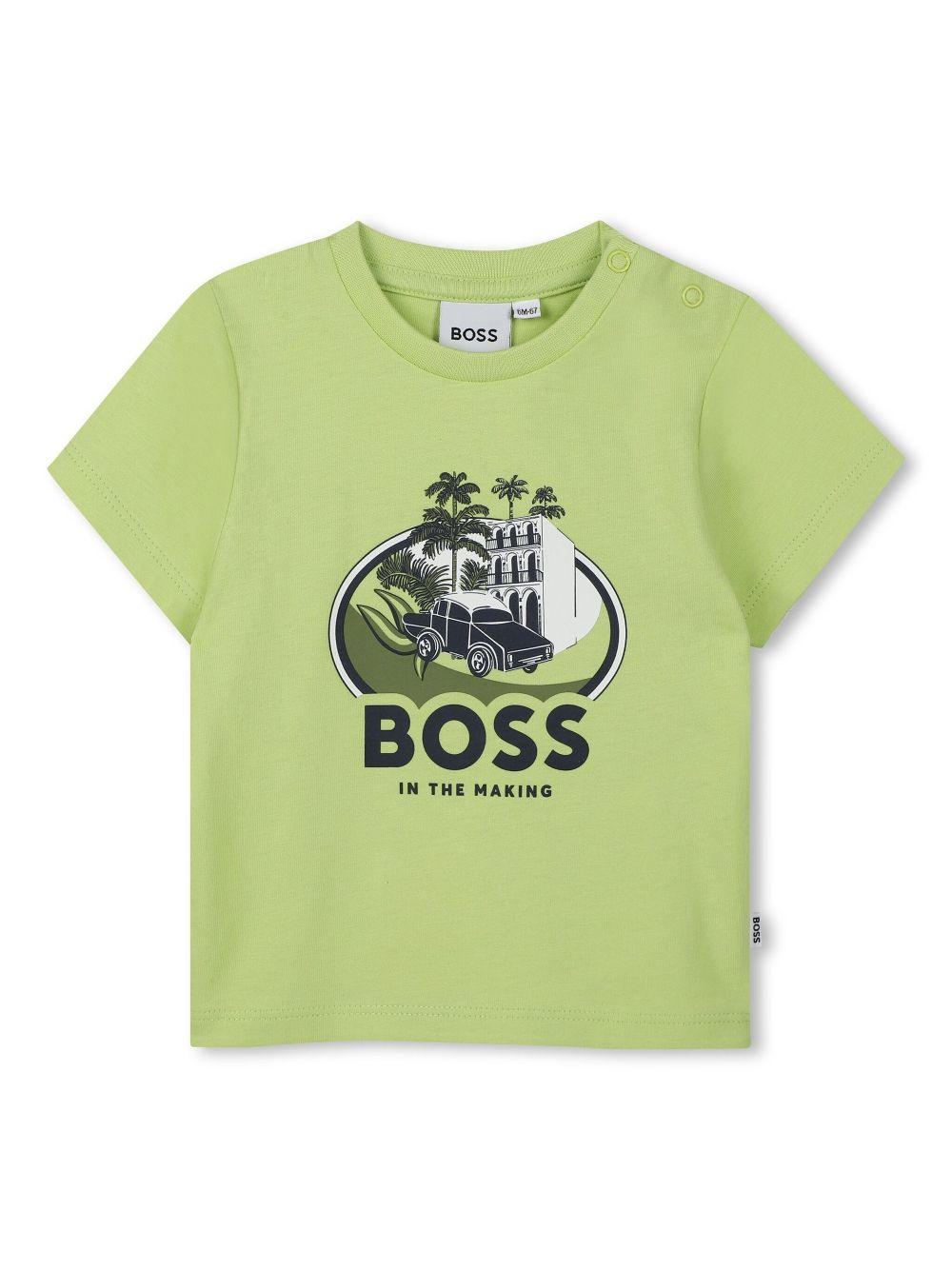 T-shirt con stampa per neonato BOSS Kidswear verde con scollo rotondo J52110 607 BOSS KIDS