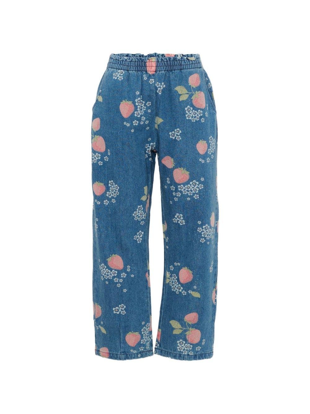 Jeans per bambina Konges Sløjd denim con stampa fragole all - over - Rubino Kids
