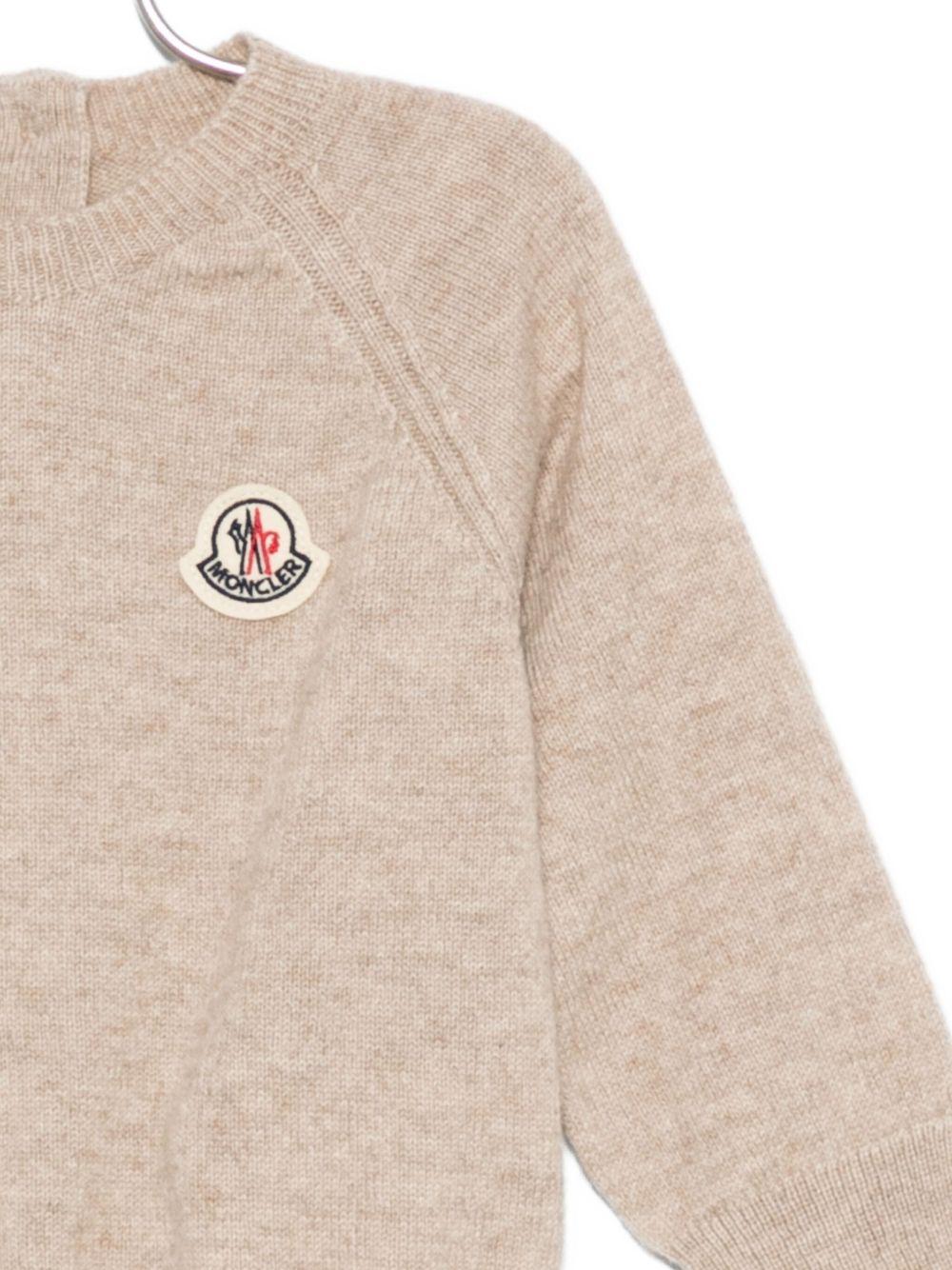 Maglione per neonato Moncler Enfant beige con toppa con logo - Rubino Kids