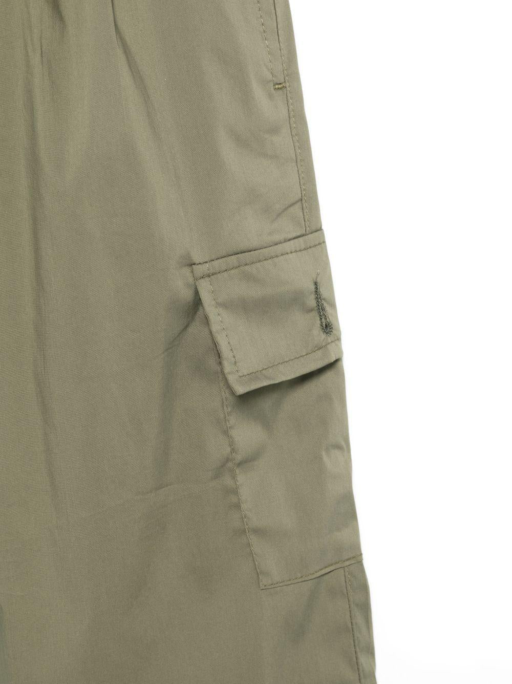 Pantaloni cargo per bambino Paolo Pecora Kids verde con tasche abbottonate - Rubino Kids