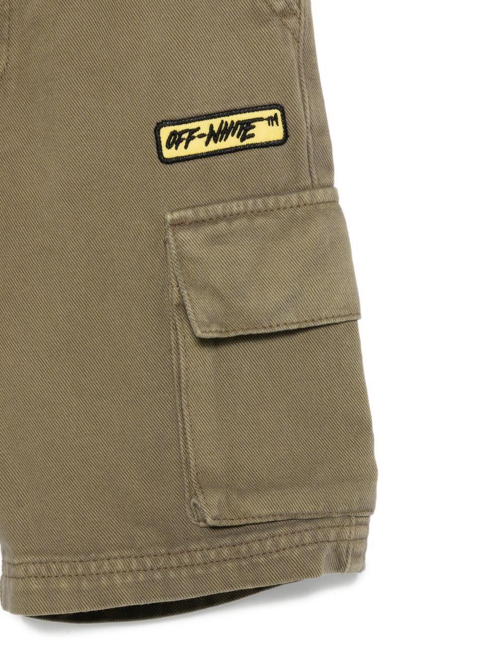 Shorts per bambino Off - White Kids verde con tasche cargo - Rubino Kids
