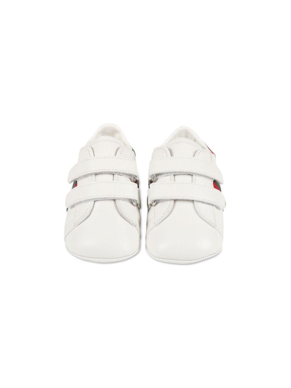 Sneakers per neonati Gucci Kids bianche con chiusura frontale a strappo - Rubino Kids