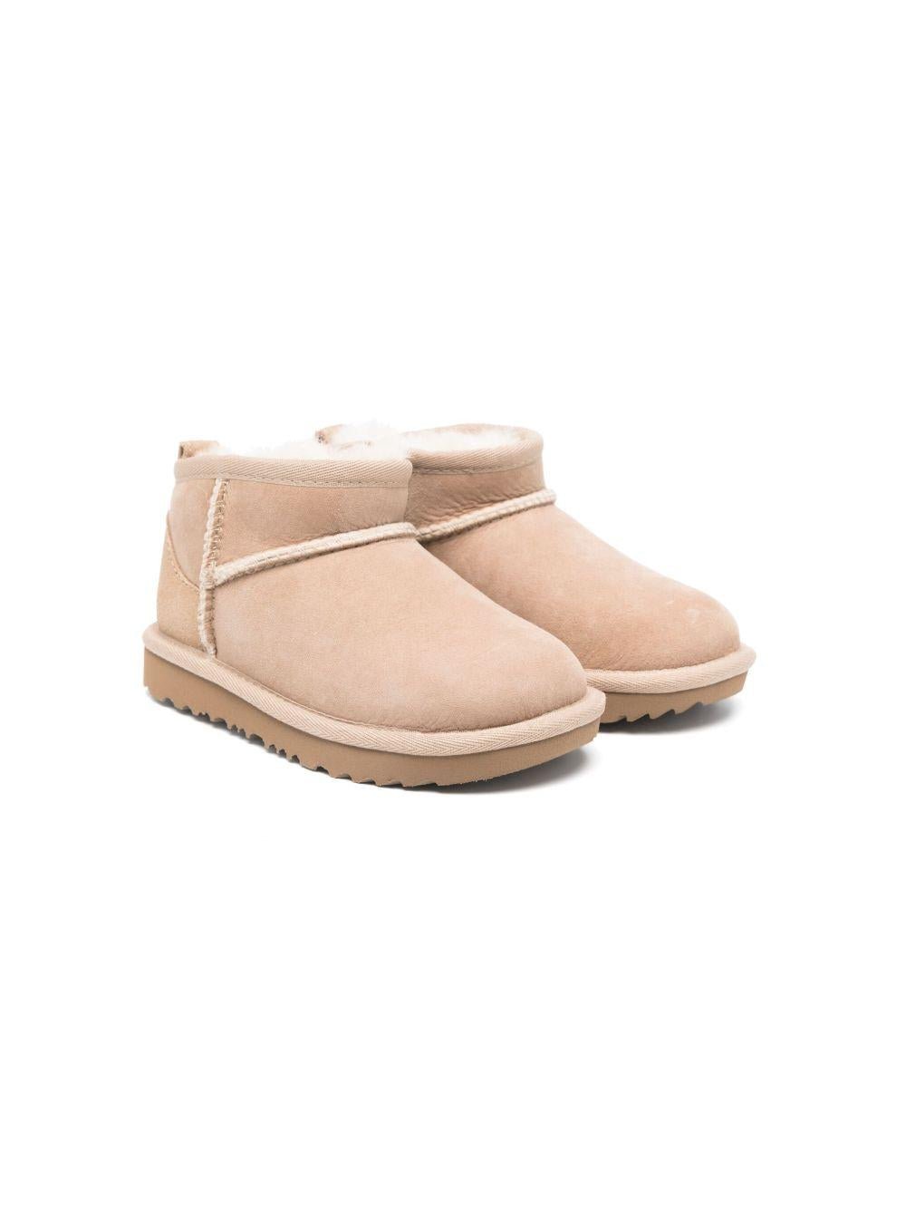 Stivali Toddler's Classic Ultra Mini per bambina beige con linguetta sul tallone - Rubino Kids