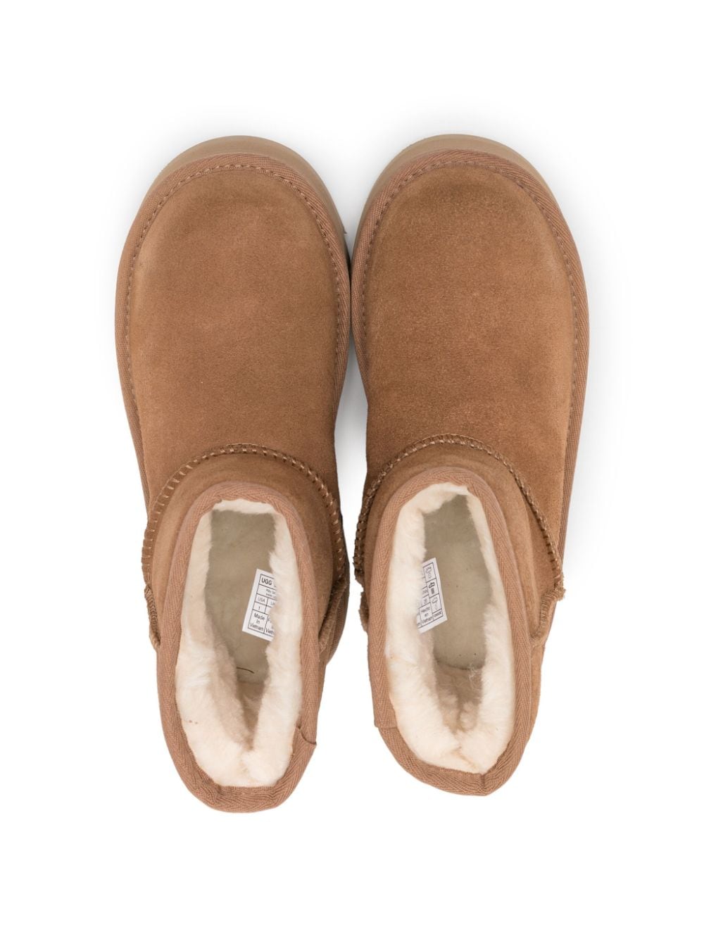 UGG 1143700KCHE