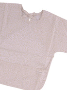 Bavaglino con maniche per neonati Avery Row beige con stampa margherite all-over SLBDME DAISY MEADOW AVERY ROW KIDS 