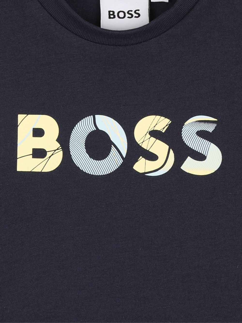 T-shirt per neonato Boss Kids blu con stampa logo sul davanti J52469 849 BOSS KIDS 