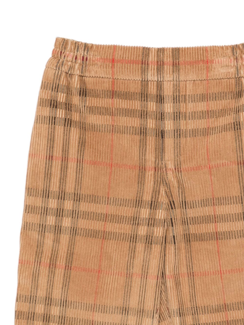 Pantaloni per bambino Burberry Kids beige con stampa Burberry Check 8109048 A7028 BURBERRY KIDS 