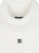 Maglione per bambina Dkny Kids bianco con collo alto D62382 117 DKNY KIDS 
