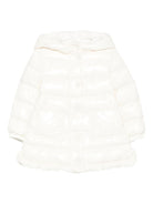 Parka per neonata Moncler Enfant bianco con ruches K29511C00003597Z8 034 MONCLER KIDS 