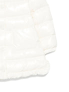 Parka per neonata Moncler Enfant bianco con ruches K29511C00003597Z8 034 MONCLER KIDS 