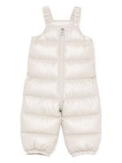 Tuta da neve per neonati Moncler Enfant beige trapuntata con cappuccio K29511F00001597YX 20N MONCLER KIDS 