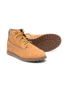 Stivali Pokey Pine per bambino Timberland Kids beige con logo laterale inciso TB1A125Q 2311 TIMBERLAND KIDS 