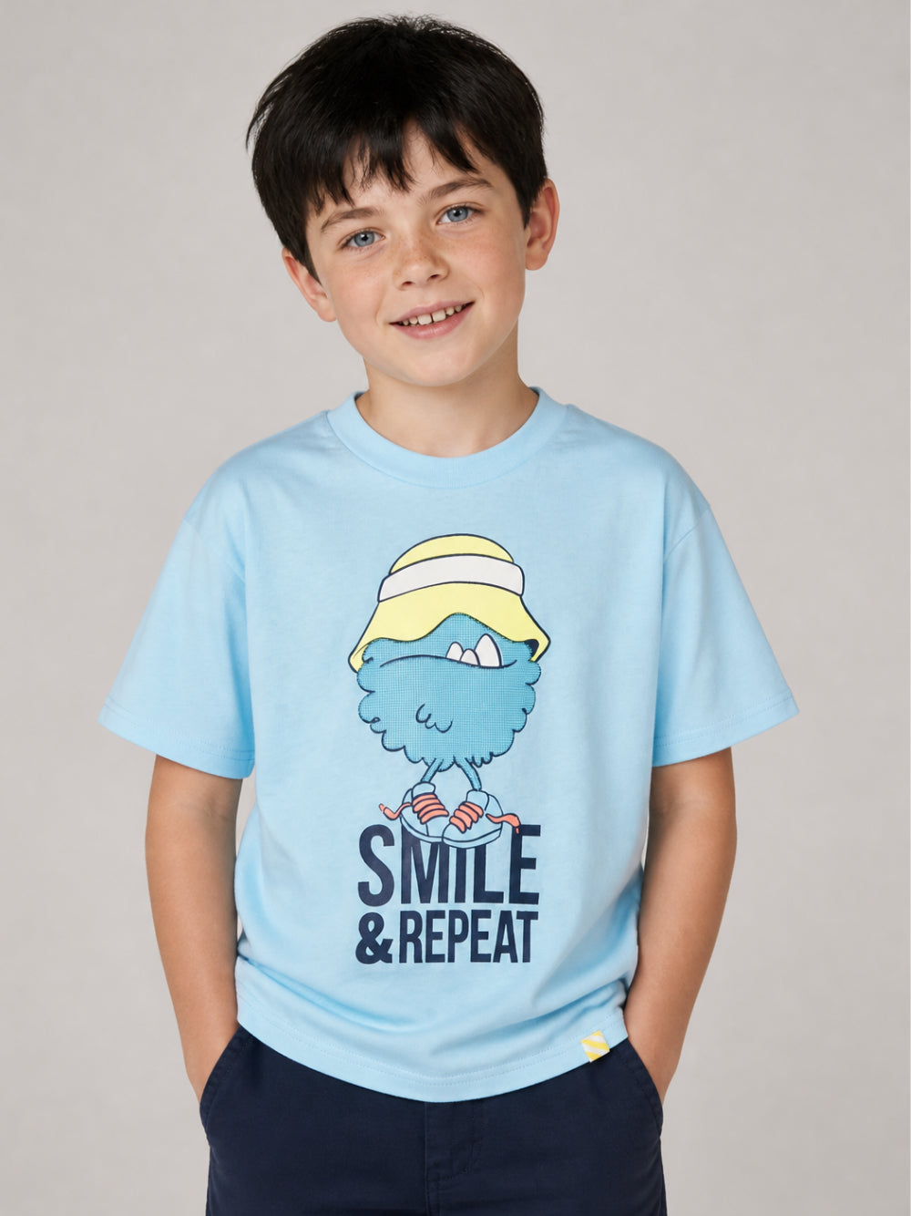 T-shirt per bambino Billieblush Kids azzurra con stampa grafica sul davanti U22295 78R BILLIEBLUSH KIDS 