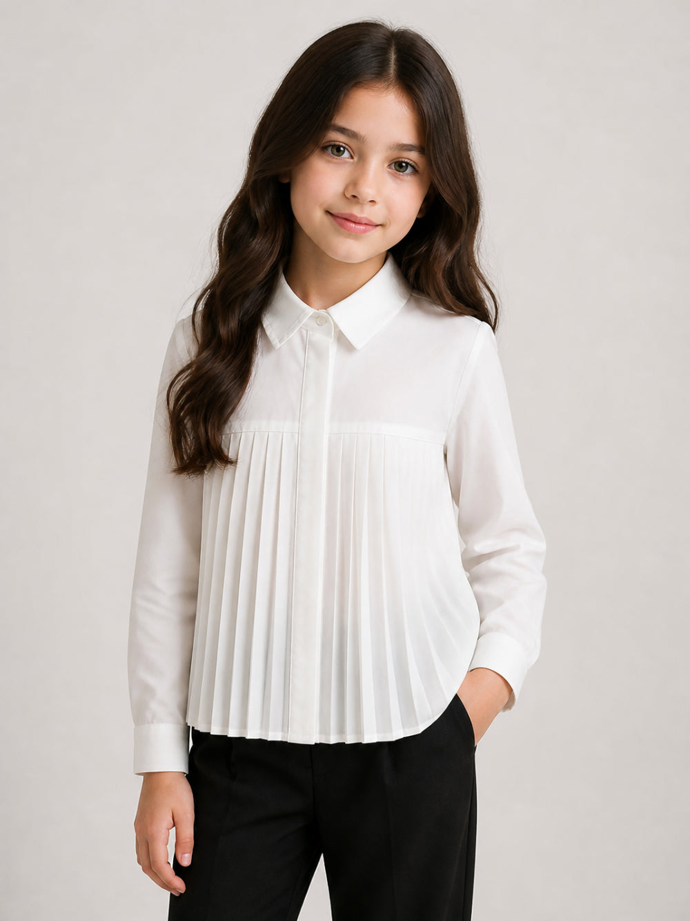 Blusa per bambina Billieblush Kids bianca con design plissettato U22391 121 BILLIEBLUSH KIDS 