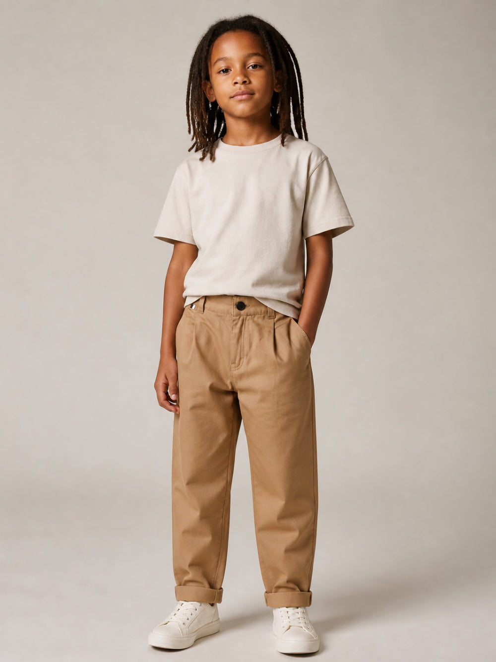 Pantaloni per bambino Boss Kids marroni con dettaglio plissettato J53350 269 BOSS KIDS 