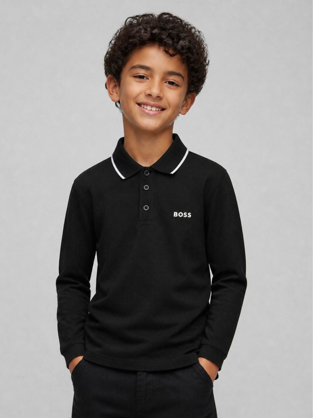 T-shirt per bambino Boss Kids nera con colletto stile polo J53376 09B BOSS KIDS 