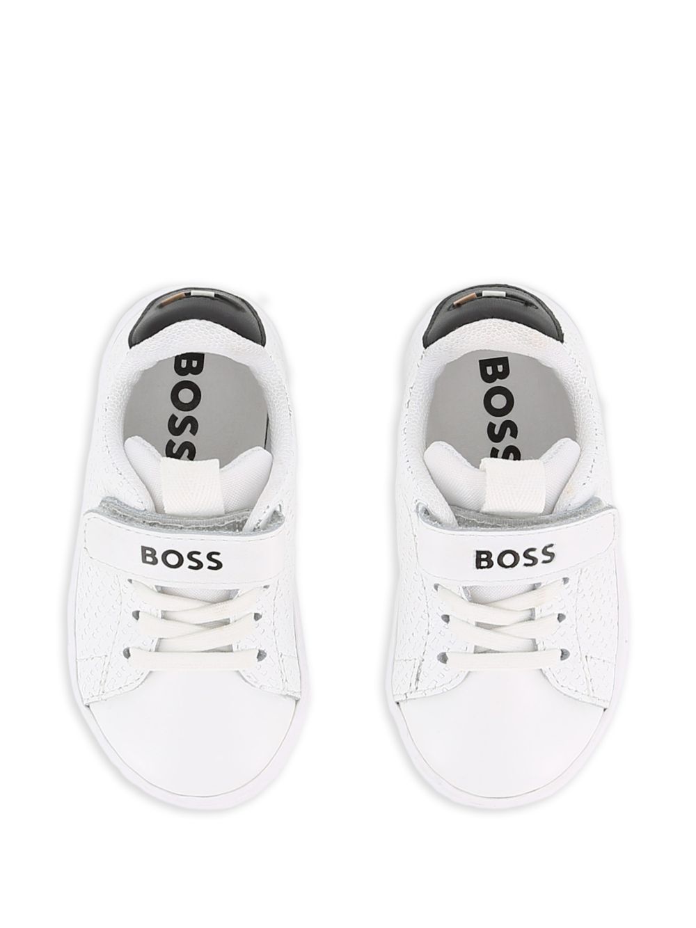 Sneakers per bambino Boss Kids bianco con chiusura a strappo J53540 10P BOSS KIDS 