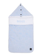 Sacco nanna per neonato Boss Kids azzurro con motivo monogramma all-over J53573 771 BOSS KIDS 