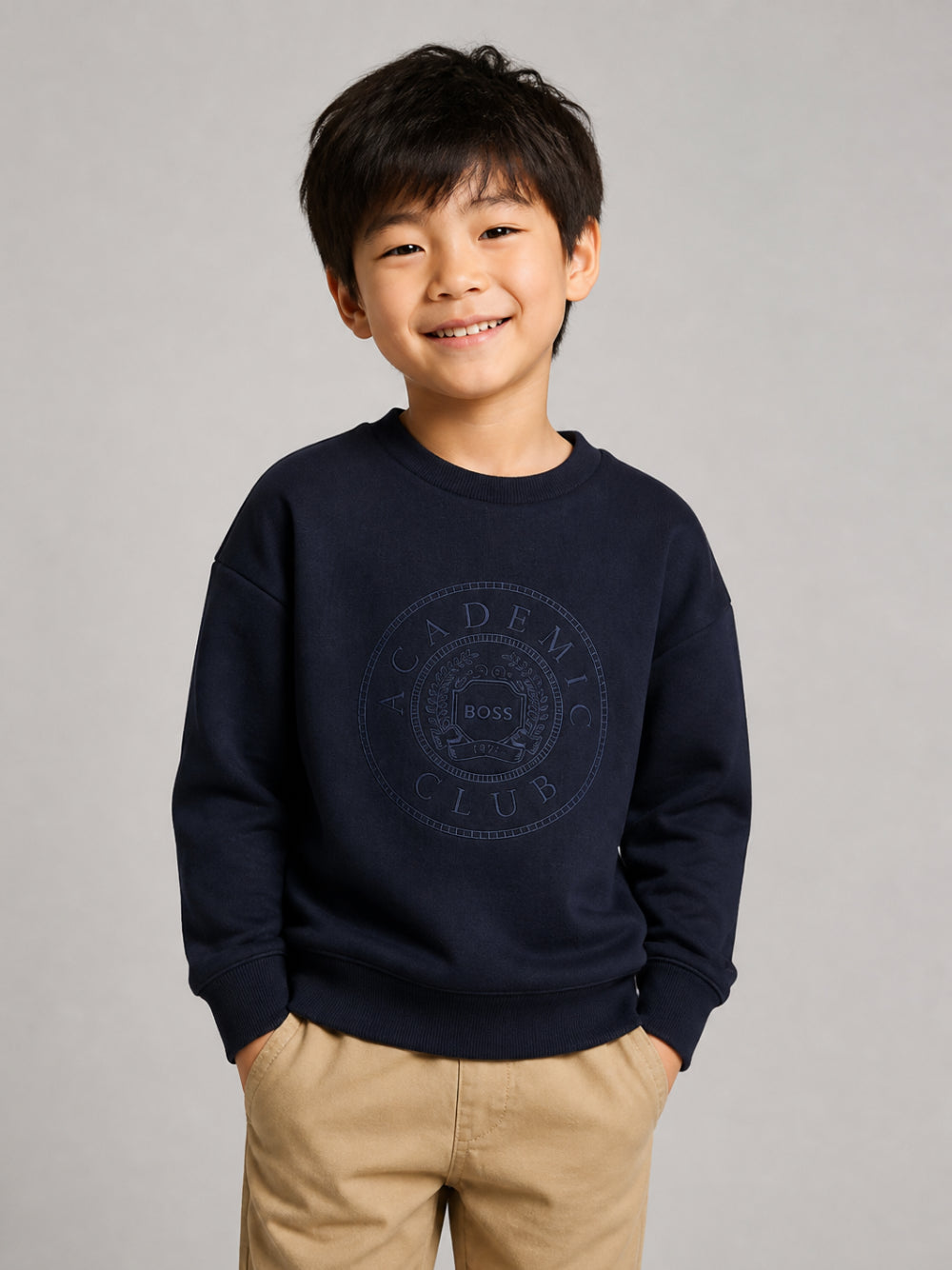 Felpa per bambino Boss Kids blu con logo ricamato sul davanti J53606 849 BOSS KIDS 