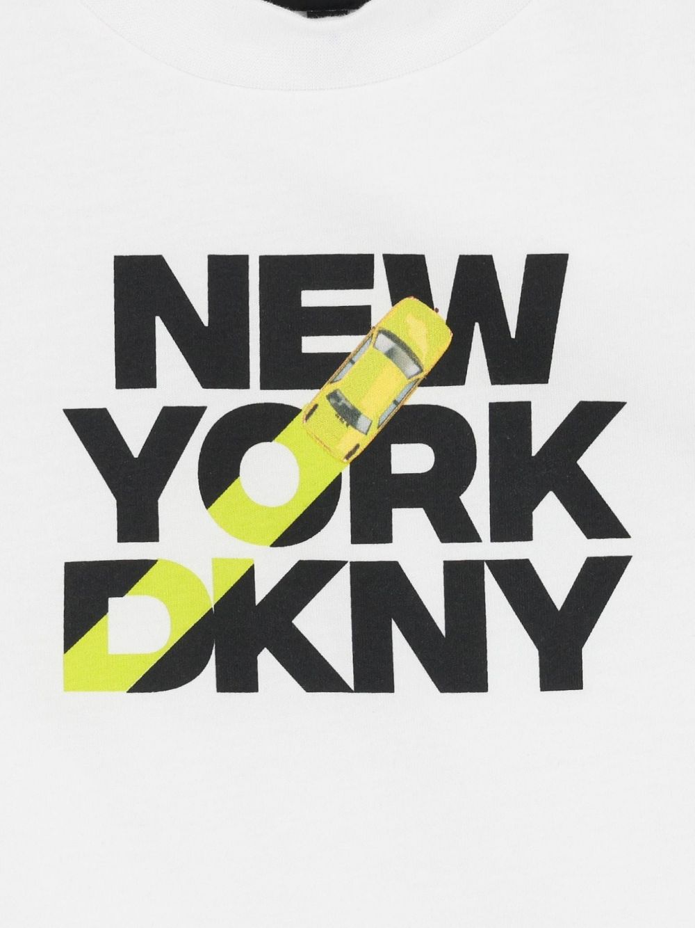 T-shirt per bambino DKNY Kids bianca con logo sul davanti D62873 10P DKNY KIDS 