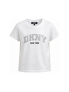 T-shirt per bambina DKNY Kids bianca con dettagli con strass D62912 117 DKNY KIDS 